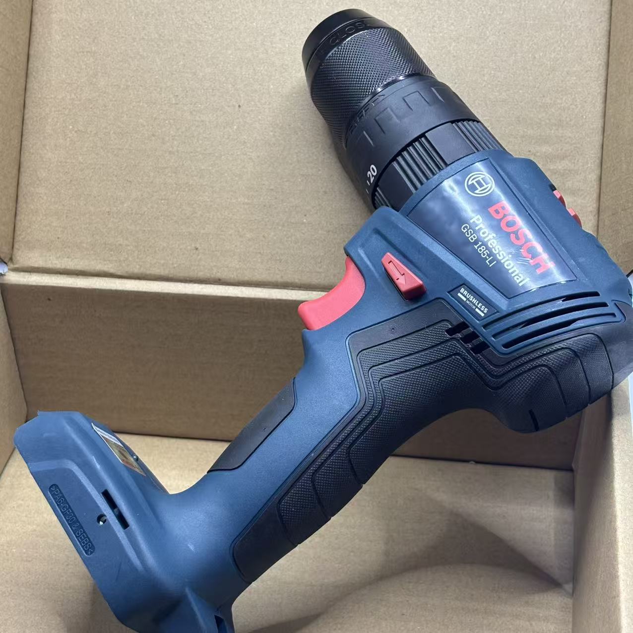 Brushless Cordless Electric Drill 18V - สว่านกระแทกไร้สายแบบมอเตอร์ไร้แปรงถ่าน Bosch GSB 185-LI 18V 1900RPM