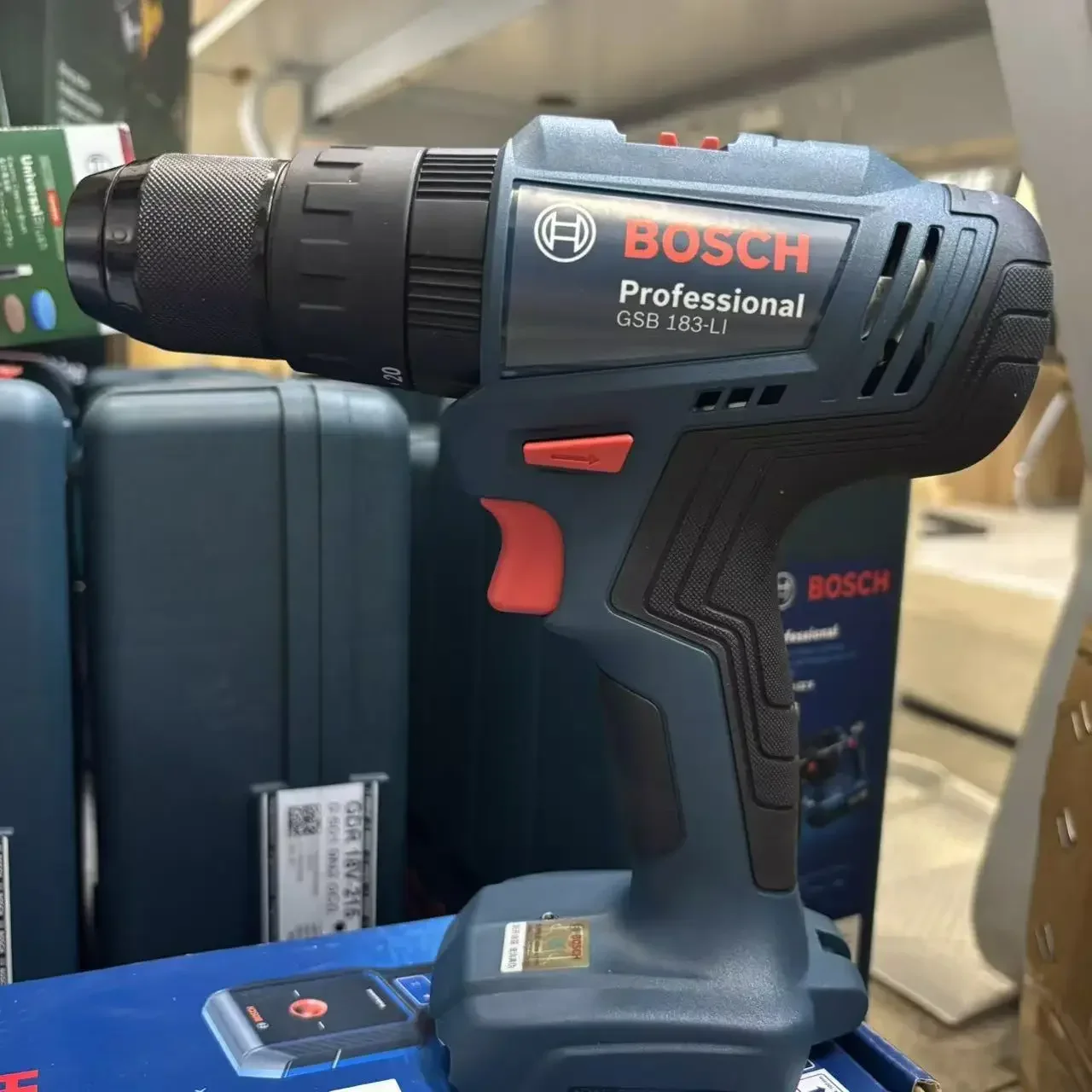 สว่านกระแทกไร้แปรงถ่าน Bosch G - Brushless Cordless Electric Drill 18V บทวิจารณ์และราคา